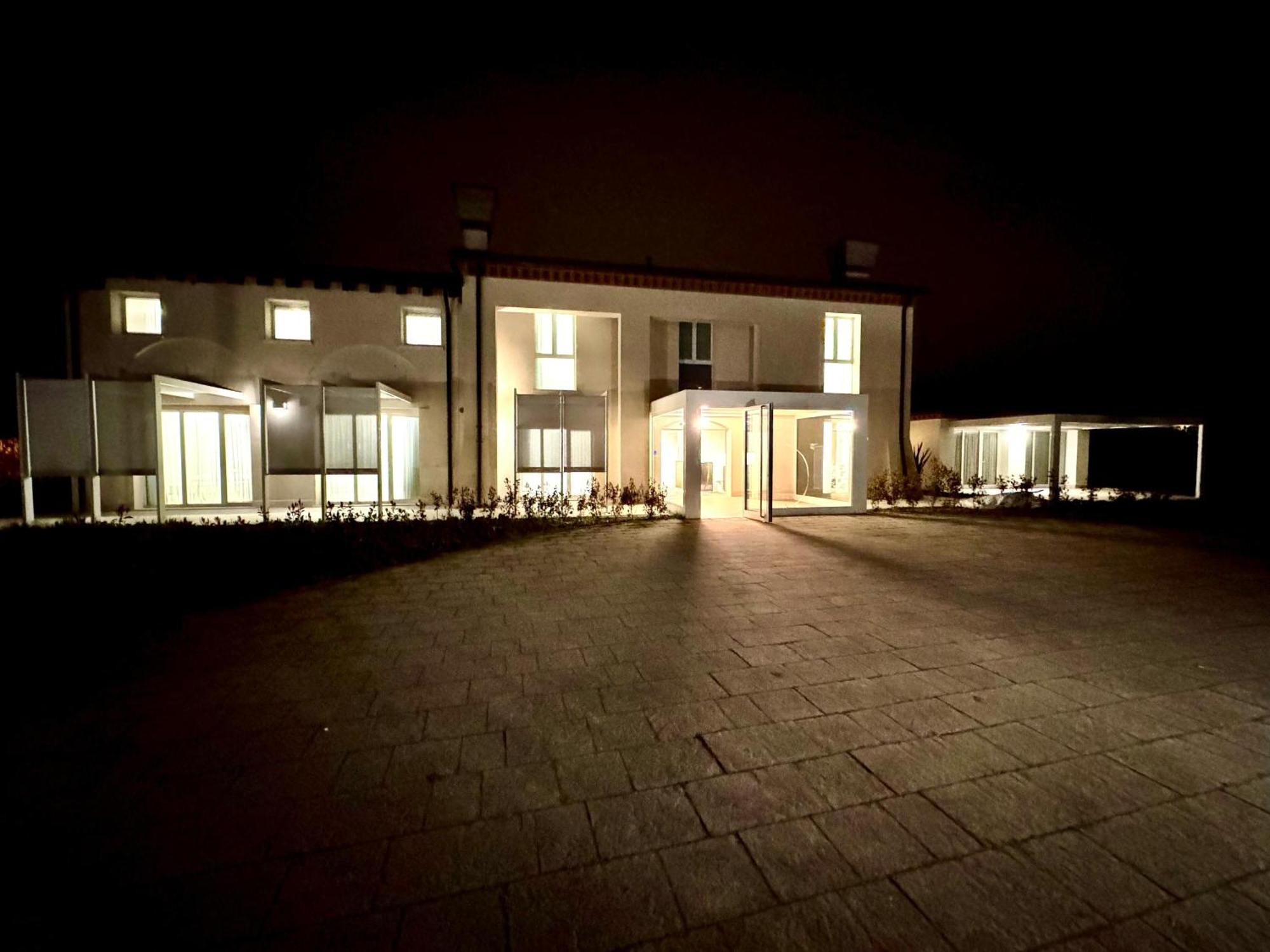 Hotel Villa Mary Santa Maria Di Sala Exterior foto